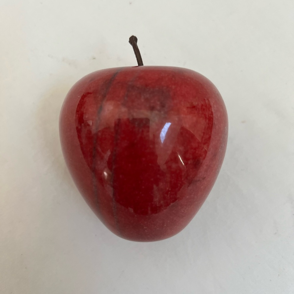 Red Apple Paperweight Stone With Stem Teacher Appreciation Gift Heavy - Picture 3 of 8